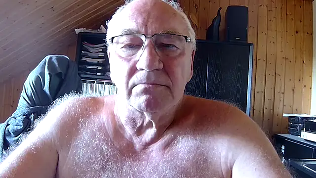 biggandybig online show from June 25, 8:30 am