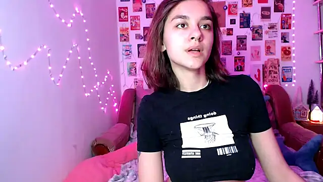 Celine Dionn online show from December 13, 5:43 pm