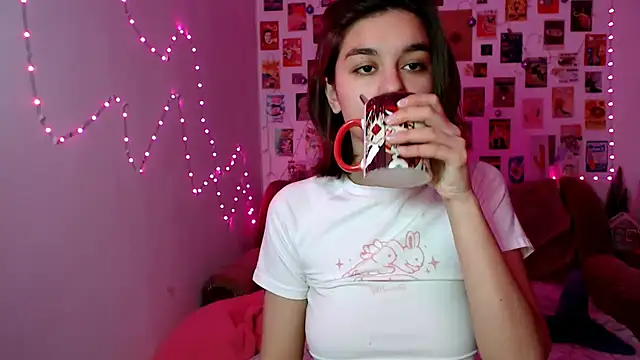 Celine Dionn online show from December 14, 1:16 pm