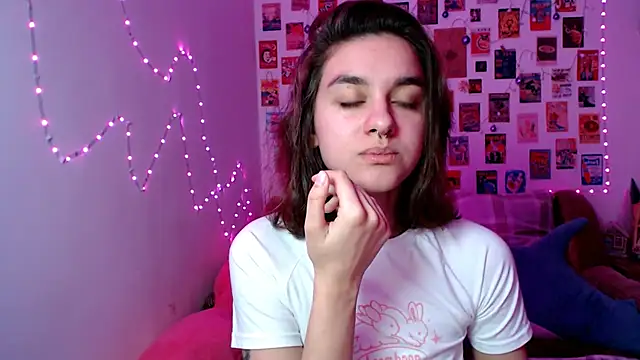 Celine Dionn online show from January 17, 2:50 pm