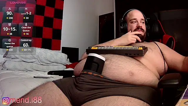 menditeta1 online show from March 19, 5:41 am