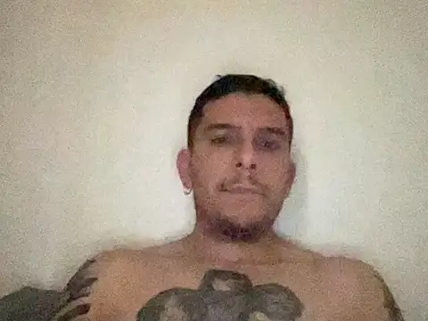 Snapshot of Molly1993rrrrrrrf chatting on October 16, 11:06 pm Molly1993rrrrrrrf online show from October 16, 11:06 pm