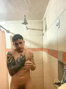 Snapshot of Molly1993rrrrrrrf chatting on November 10, 12:20 am Molly1993rrrrrrrf online show from November 10, 12:20 am