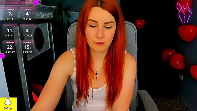 YrKiraXO online show from February 15, 10:22 am