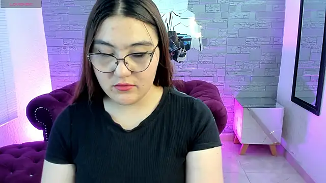 conniejames m online show from October 30, 12:28 pm