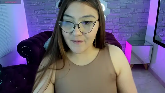 conniejames m online show from January 19, 1:26 pm