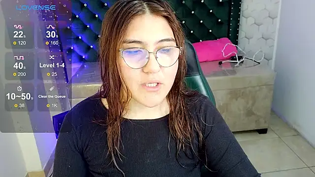 Snapshot of conniejames_m chatting on June 3, 10:51 am conniejames m online show from June 3, 10:51 am