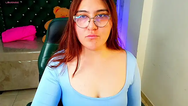 Snapshot of conniejames_m chatting on June 4, 10:43 am conniejames m online show from June 4, 10:43 am