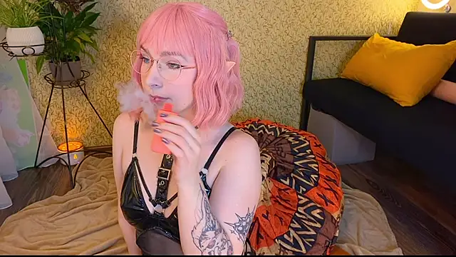 EmmyAmbros online show from November 8, 12:22 am