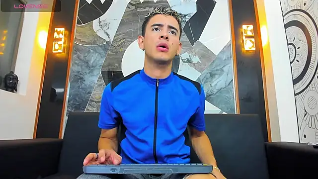 kai borman online show from February 27, 8:09 pm