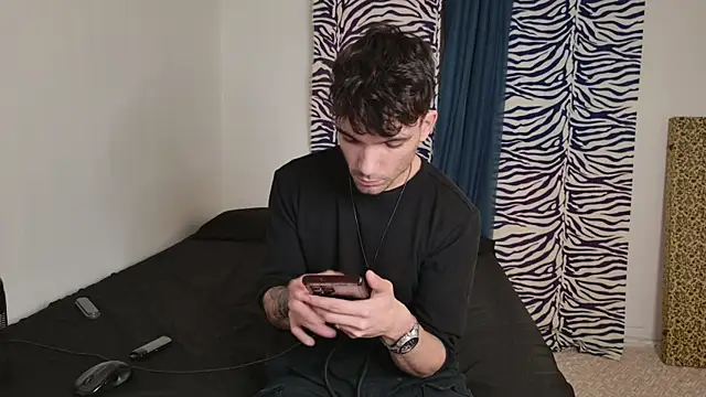 Snapshot of JackDesFeux chatting on May 14, 4:41 am JackDesFeux online show from May 14, 4:41 am