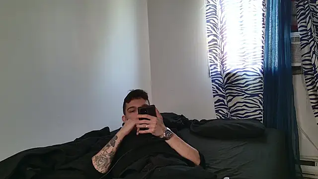 Snapshot of JackDesFeux chatting on May 30, 6:27 pm JackDesFeux online show from May 30, 6:27 pm