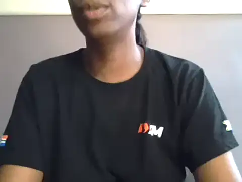 Snapshot of AfricanPrincesss2 chatting on December 30, 12:20 pm AfricanPrincesss2 online show from December 30, 12:20 pm
