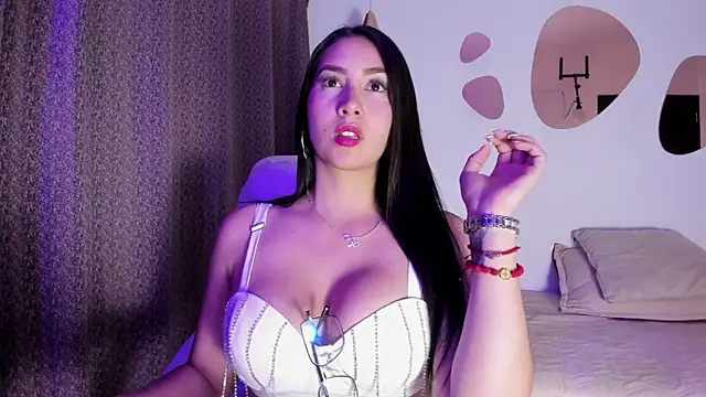 ValentinaaF online show from December 22, 11:51 am