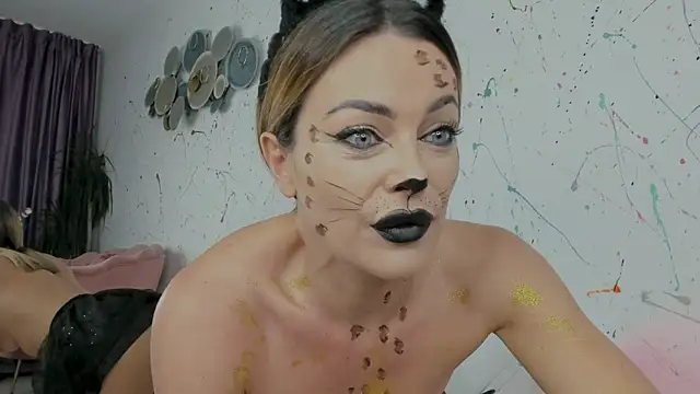 sonia esd online show from October 30, 4:30 pm