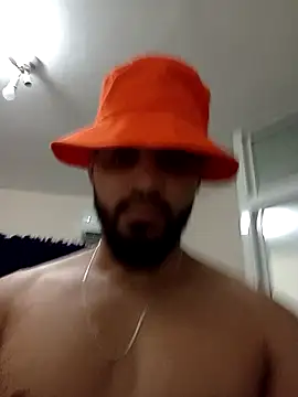 Snapshot of luismanuel_1998 chatting on November 13, 11:25 pm luismanuel 1998 online show from November 13, 11:25 pm