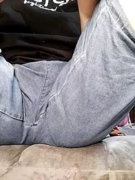 Mie610 online show from February 17, 11:31 pm