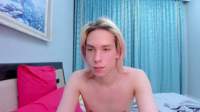 Snapshot of matt_spark chatting on January 3, 2:32 am matt spark online show from January 3, 2:32 am