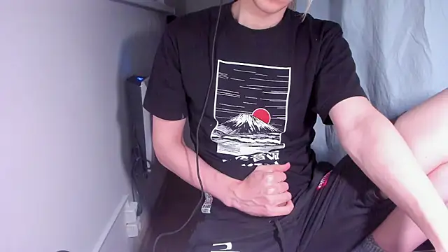 Snapshot of matt_spark chatting on February 24, 1:24 am matt spark online show from February 24, 1:24 am