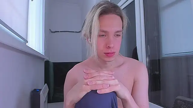 Snapshot of matt_spark chatting on March 5, 3:29 am matt spark online show from March 5, 3:29 am