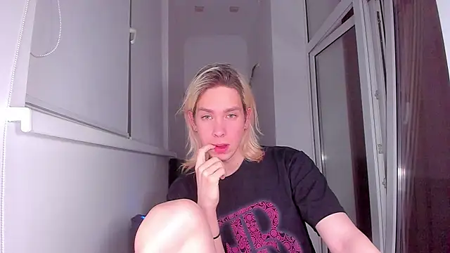 Snapshot of matt_spark chatting on March 11, 2:18 pm matt spark online show from March 11, 2:18 pm