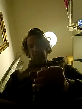 Snapshot of Hydrafu chatting on October 30, 12:12 am Hydrafu online show from October 30, 12:12 am