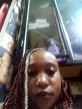 laetitia  online show from October 10, 10:42 pm