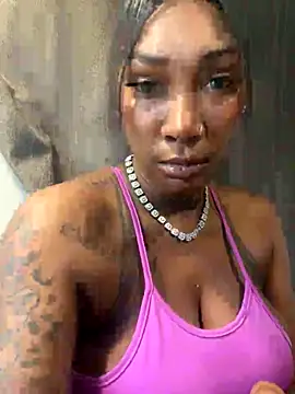 CUMQUEEN-XXX69 online show from September 24, 9:40 pm