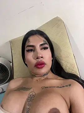 Snapshot of saragill323 chatting on January 15, 11:40 pm saragill323 online show from January 15, 11:40 pm