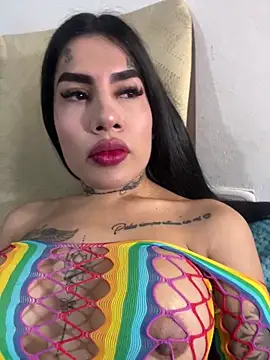 Snapshot of saragill323 chatting on February 28, 5:15 pm saragill323 online show from February 28, 5:15 pm