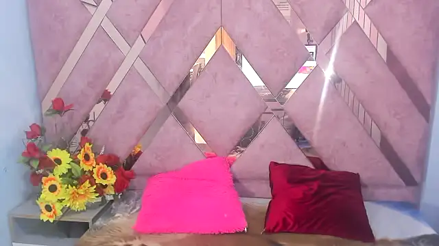 chanel hot 001 online show from February 11, 4:35 pm