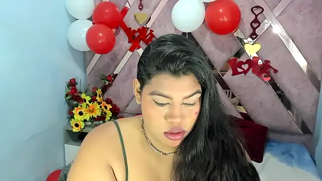 chanel hot 001 online show from February 15, 7:06 pm