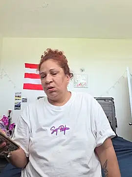 ladycreamypr2 online show from June 6, 4:44 pm