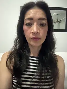 Snapshot of Yulia_sx chatting on April 10, 10:58 pm Yulia sx online show from April 10, 10:58 pm