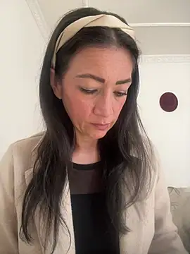 Snapshot of Yulia_sx chatting on May 28, 7:22 pm Yulia sx online show from May 28, 7:22 pm