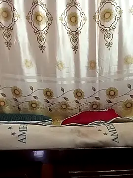 Snapshot of NgocQuyen2K chatting on November 24, 10:09 pm NgocQuyen2K online show from November 24, 10:09 pm