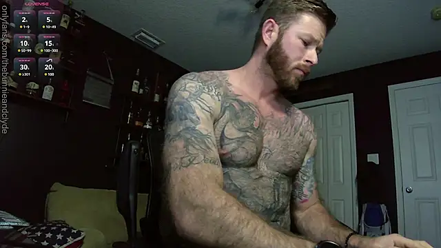 Snapshot of chillinthemosttt chatting on January 2, 3:58 am chillinthemosttt online show from January 2, 3:58 am