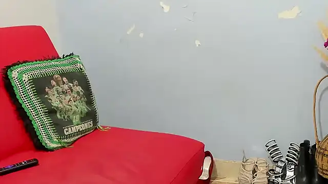 Latin Mature975 online show from November 23, 7:30 am