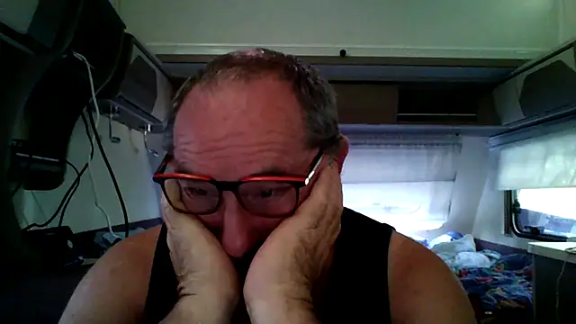 gillou1234 online show from July 28, 3:21 pm