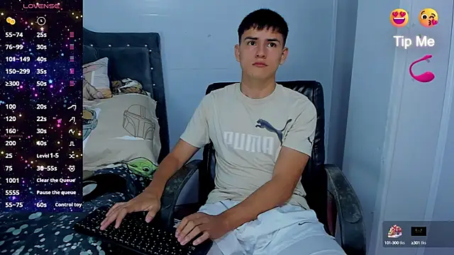 Jacobb Lee online show from October 27, 10:03 pm