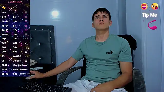 Jacobb Lee online show from November 14, 9:13 pm