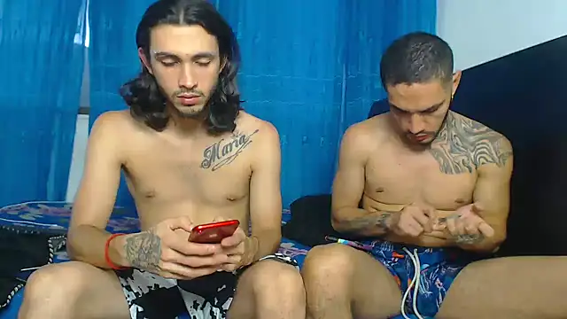 Hot Sharks  online show from October 26, 10:36 pm