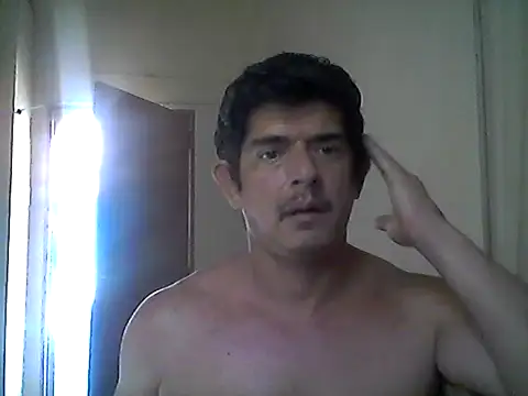Snapshot of Marobronco chatting on May 8, 2:11 pm Marobronco online show from May 8, 2:11 pm