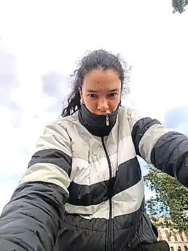 rebekka simpson online show from November 11, 12:49 pm