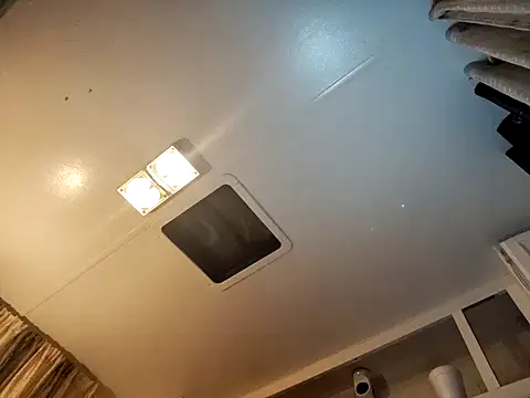 allissonw13 online show from December 24, 5:16 am