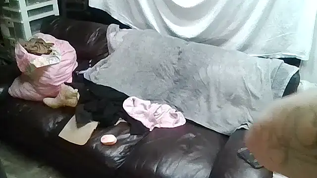 allissonw13 online show from November 8, 3:45 pm