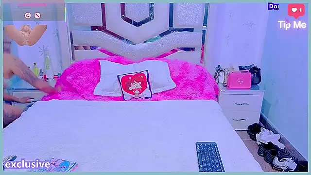 Snapshot of BONNYFETISHSEX chatting on May 13, 5:38 am BONNYFETISHSEX online show from May 13, 5:38 am