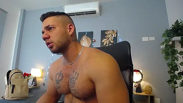 JeremyLowe online show from December 16, 4:38 pm