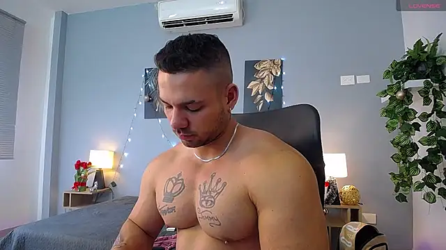 JeremyLowe online show from December 23, 4:39 pm