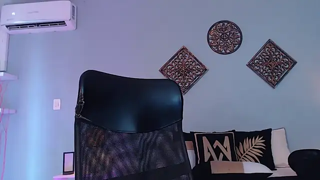 JeremyLowe online show from January 22, 4:23 pm